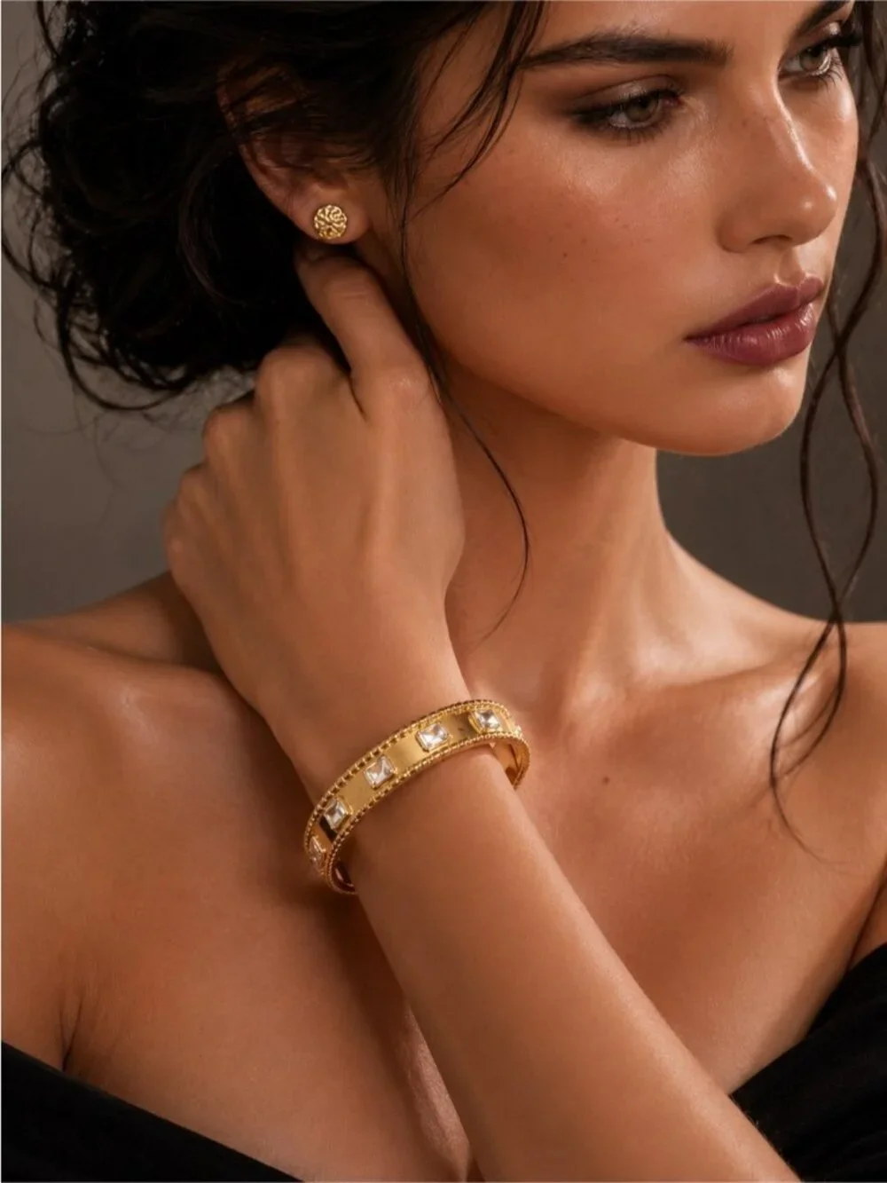 Gold plated Crystal-Trim Bangle Bracelet